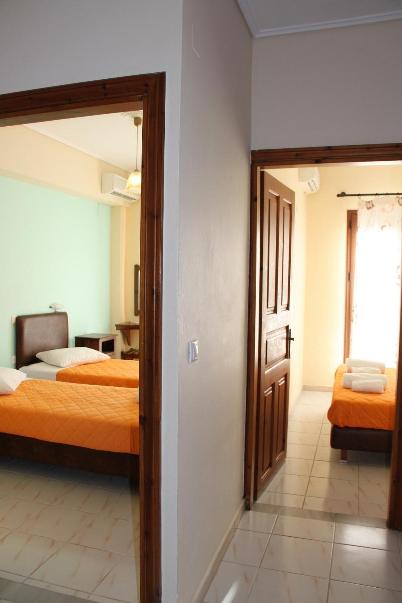 Vicky Apartments Никиана Стая снимка