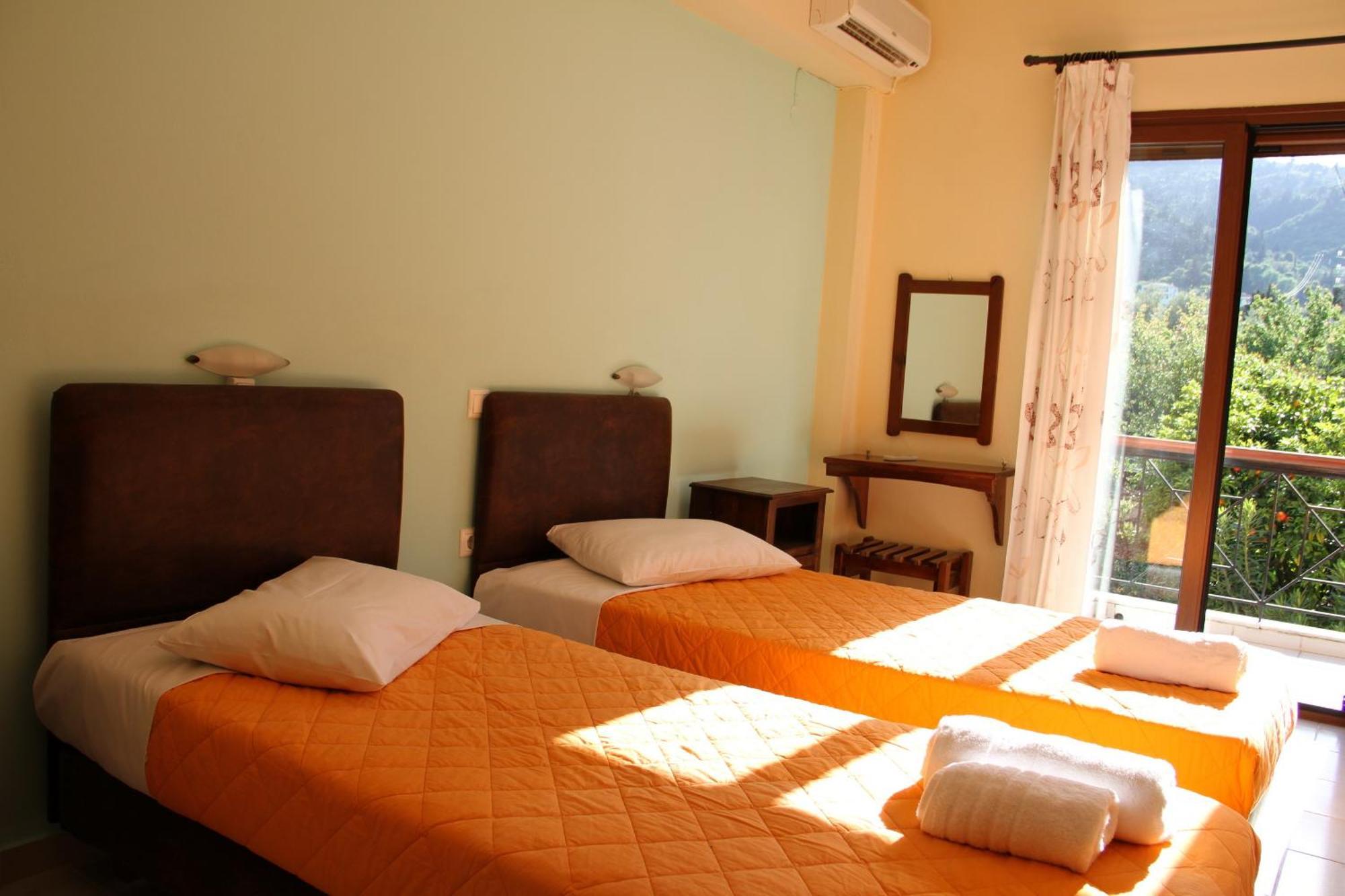 Vicky Apartments Никиана Стая снимка