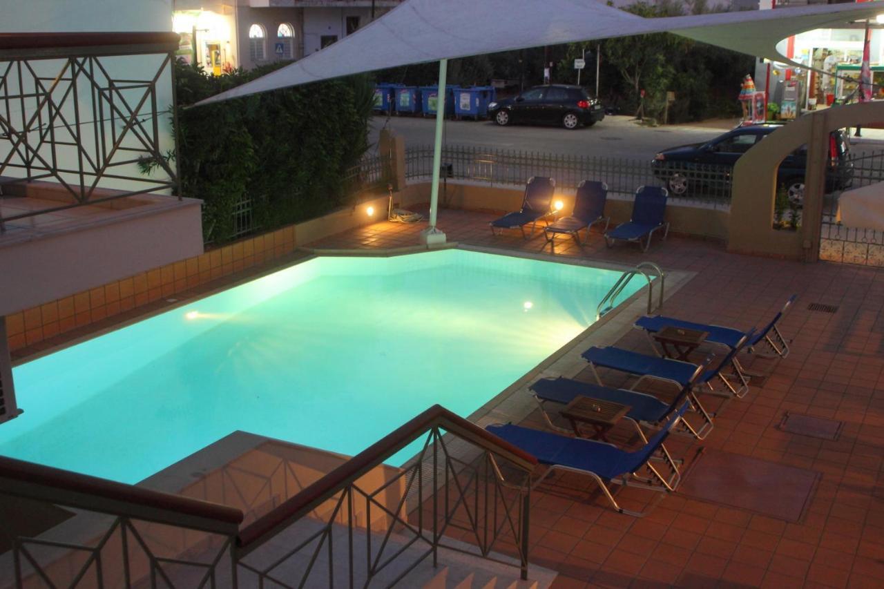 Vicky Apartments Никиана Екстериор снимка