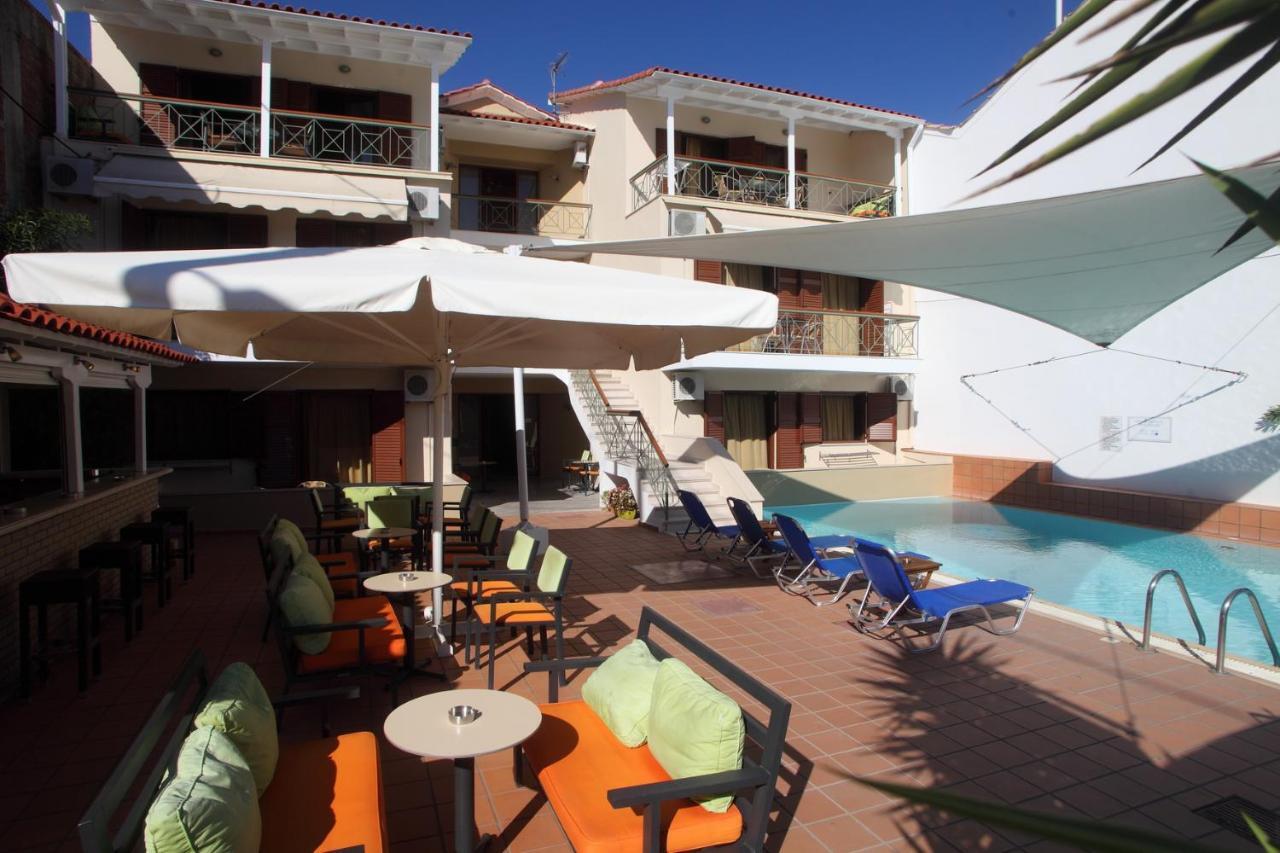 Vicky Apartments Никиана Екстериор снимка