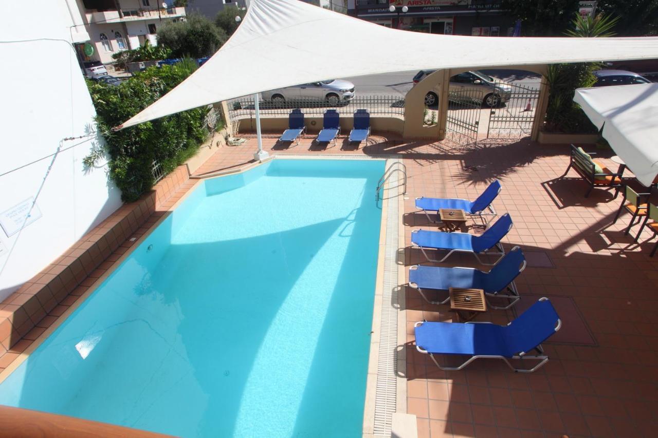 Vicky Apartments Никиана Екстериор снимка