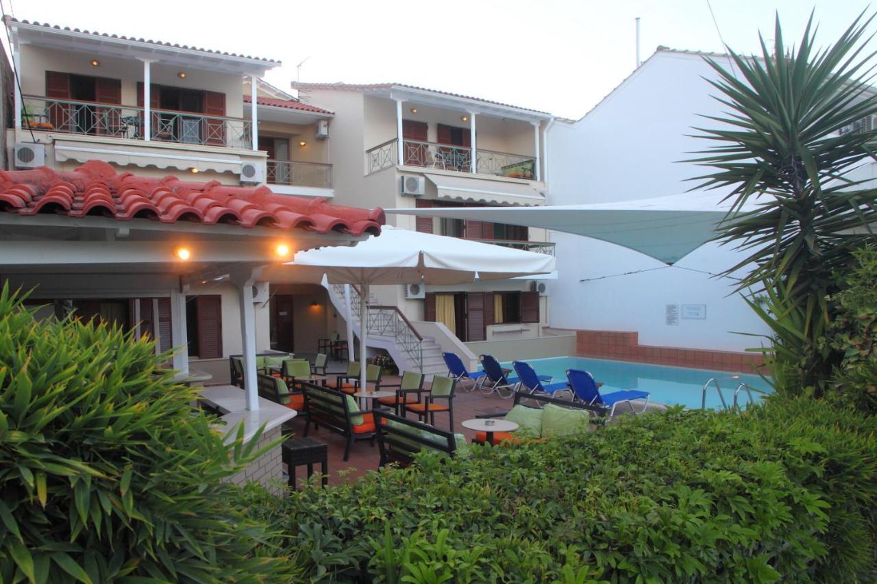 Vicky Apartments Никиана Екстериор снимка